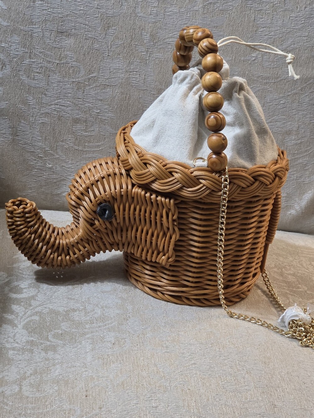 TOMMY BAHAMA ELEPHANT BAG PURSE